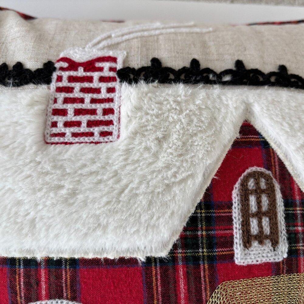 CHRISTMAS PILLOW - Picture 3 of 6